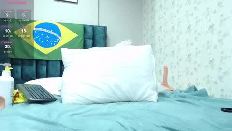 la crespa x online show from February 8, 2025, 3:21 pm