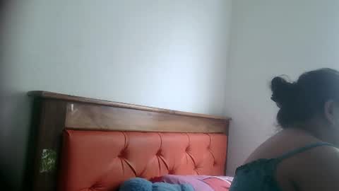 la_wuaifu1 online show from June 21, 2026, 6:54 pm