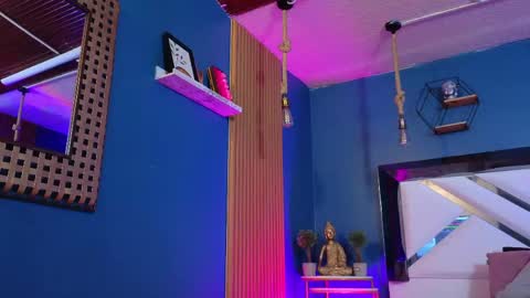 Snapshot of laady_brownn chatting on April 18, 2026, 11:36 am Cris online show from April 18, 2026, 11:36 am