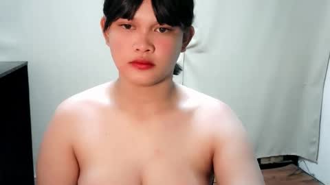 Snapshot of labanderaxxx chatting on February 25, 2026, 4:27 pm labanderaxxx online show from February 25, 2026, 4:27 pm