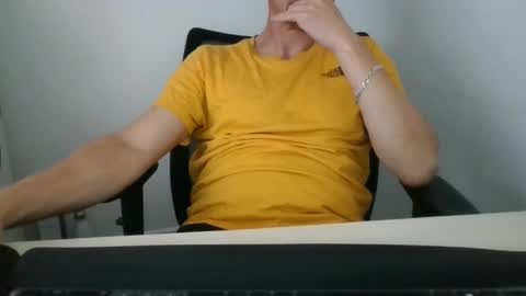 Snapshot of labelette007 chatting on August 5, 2026, 9:23 am labelette007 online show from August 5, 2026, 9:23 am