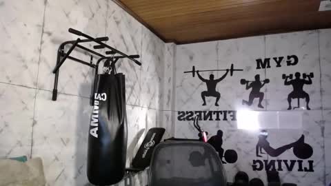 Snapshot of labrinthteasing chatting on February 20, 2026, 1:11 pm labrinthteasing online show from February 20, 2026, 1:11 pm