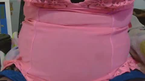 Snapshot of laceylord chatting on December 14, 2024, 12:33 am LaceyLord online show from December 14, 2024, 12:33 am