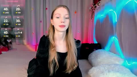Snapshot of lada2k4 chatting on April 7, 2026, 5:19 am Lada online show from April 7, 2026, 5:19 am