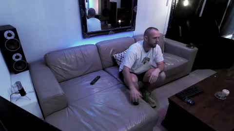 Hectic online show from December 31, 2024, 8:02 pm