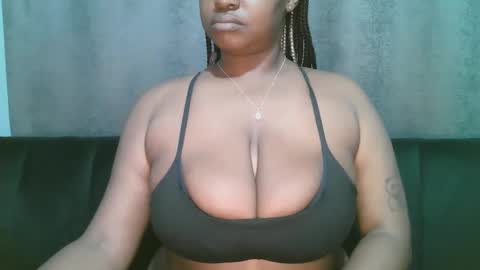 lady_dearra online show from March 22, 2026, 3:32 am