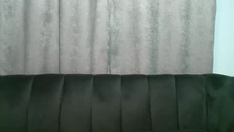 lady_dearra online show from May 27, 2026, 1:57 am