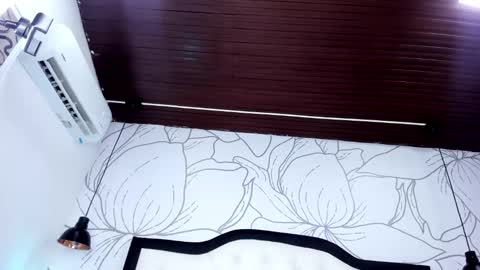 LADY  online show from May 21, 2026, 4:30 am