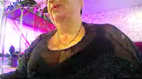 Snapshot of lady_gloria chatting on May 5, 2026, 5:26 am Lady Gloria online show from May 5, 2026, 5:26 am