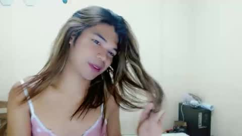 Snapshot of lady_in_town0 chatting on April 17, 2026, 9:29 pm Natasha online show from April 17, 2026, 9:29 pm