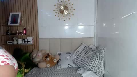 Snapshot of lady_jedyy chatting on July 26, 2026, 1:07 pm online show from July 26, 2026, 1:07 pm