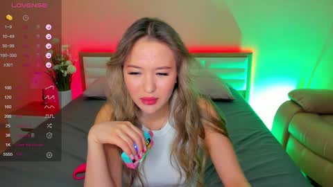 Snapshot of lady_killer_kris chatting on December 29, 2024, 3:11 am Krissy online show from December 29, 2024, 3:11 am