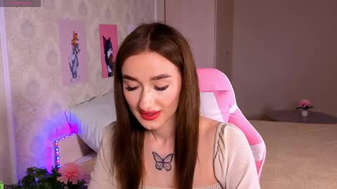 Snapshot of lady_luck18 chatting on April 14, 2026, 1:11 am Olivia online show from April 14, 2026, 1:11 am