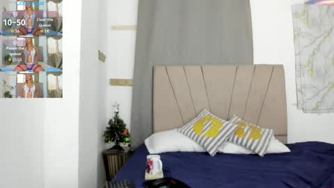 lady_miss___ online show from December 18, 2025, 12:11 pm