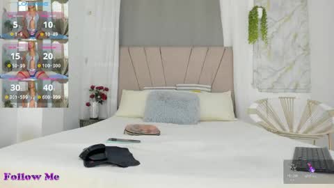 Snapshot of lady_miss___ chatting on April 30, 2026, 12:22 pm lady_miss___ online show from April 30, 2026, 12:22 pm