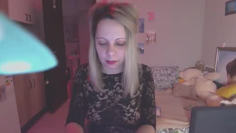 Snapshot of lady_smile69 chatting on March 11, 2025, 4:43 am lady_smile69 online show from March 11, 2025, 4:43 am