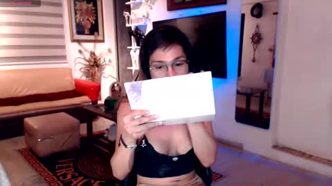 M MMY online show from October 7, 2025, 11:29 am