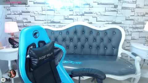 Lady Violet Bridgerton online show from February 20, 2025, 10:04 pm