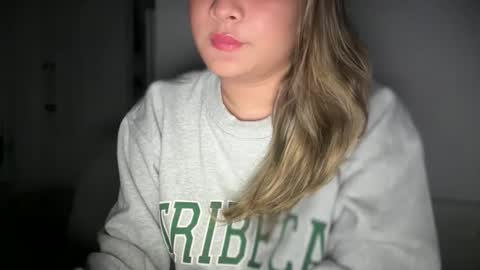 Snapshot of ladybird21 chatting on December 2, 2024, 2:31 am Aria online show from December 2, 2024, 2:31 am