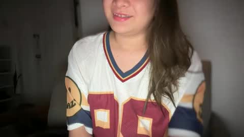 Snapshot of ladybird21 chatting on December 8, 2024, 6:11 am Aria online show from December 8, 2024, 6:11 am