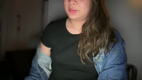 Snapshot of ladybird21 chatting on March 4, 2025, 10:02 am Aria online show from March 4, 2025, 10:02 am