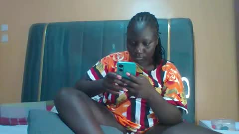 lindah32 online show from March 2, 2026, 6:15 pm