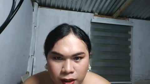 ladybug_ph online show from May 3, 2026, 2:34 pm