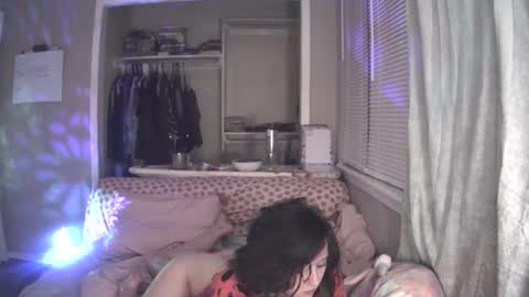 hugbug online show from December 20, 2024, 1:47 am