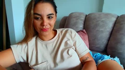 Hello im lady nice to meet you  online show from May 30, 2026, 7:00 pm