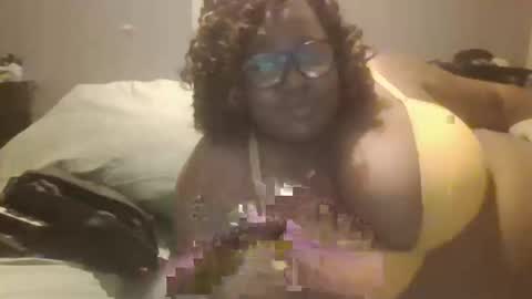 Snapshot of ladye520 chatting on September 25, 2025, 5:44 am ladye520 online show from September 25, 2025, 5:44 am