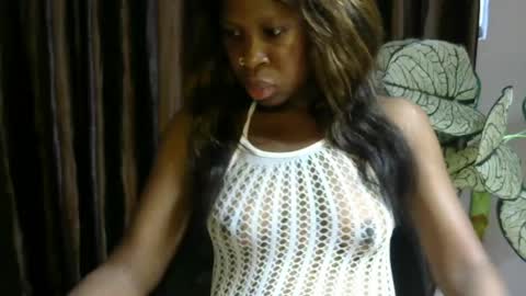 sexylila online show from May 17, 2026, 11:39 am
