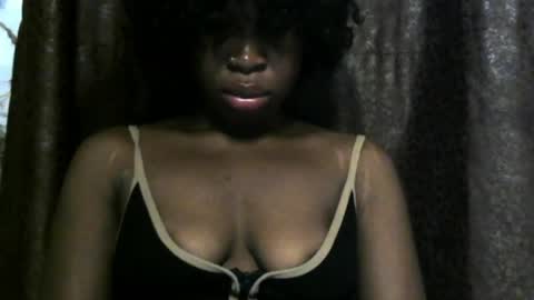 sexylila online show from May 22, 2026, 11:49 am
