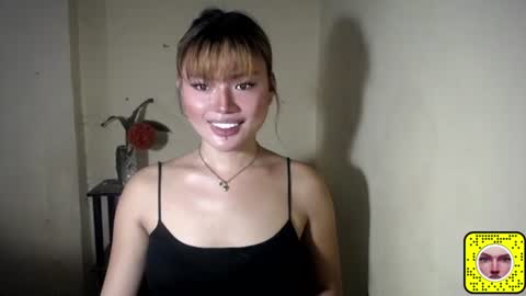 LILY online show from May 26, 2026, 12:17 am