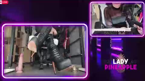 ladypineapple01 online show from June 4, 2026, 12:44 pm