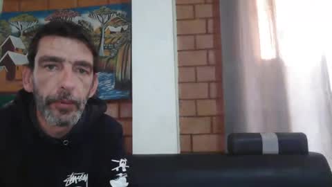 Sarah  Sam online show from October 26, 2025, 1:28 pm