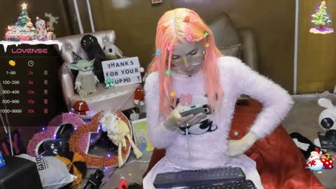 Snapshot of laflakita21 chatting on January 3, 2025, 3:49 am Skinnygirl online show from January 3, 2025, 3:49 am