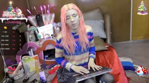 Snapshot of laflakita21 chatting on January 14, 2025, 12:54 am Skinnygirl online show from January 14, 2025, 12:54 am