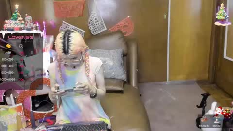 Snapshot of laflakita21 chatting on February 22, 2025, 1:22 am Skinnygirl online show from February 22, 2025, 1:22 am