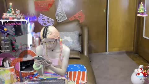 Snapshot of laflakita21 chatting on February 25, 2025, 4:14 am Skinnygirl online show from February 25, 2025, 4:14 am