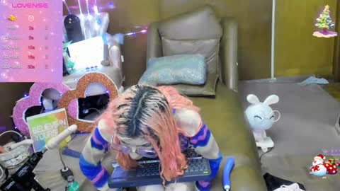 Snapshot of laflakita21 chatting on September 17, 2025, 12:12 am Skinnygirl online show from September 17, 2025, 12:12 am