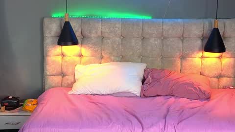    online show from January 10, 2025, 7:00 pm