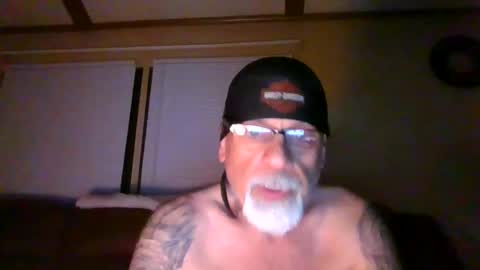 Snapshot of laidbackluxury chatting on May 29, 2026, 5:05 am laidbackluxury online show from May 29, 2026, 5:05 am
