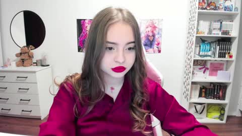 Snapshot of lain__ chatting on January 1, 2025, 9:09 pm Kira online show from January 1, 2025, 9:09 pm