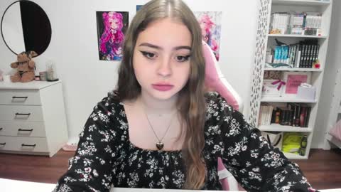 Snapshot of lain__ chatting on January 14, 2025, 8:59 pm Kira online show from January 14, 2025, 8:59 pm