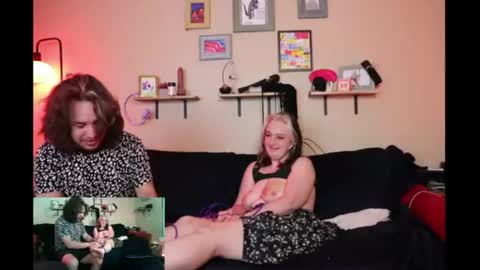 Lainey Darling online show from July 6, 2026, 7:27 am
