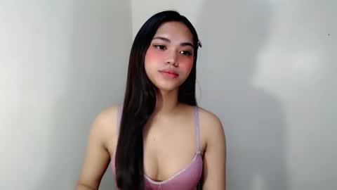 Snapshot of laire_allure chatting on May 13, 2026, 6:22 am laire online show from May 13, 2026, 6:22 am