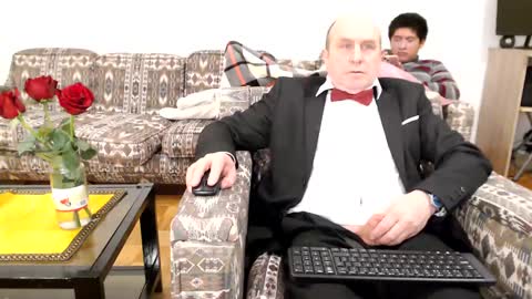 lajose52 online show from January 18, 2025, 3:59 pm