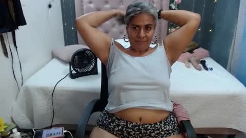 lalisha online show from February 15, 2025, 9:48 pm