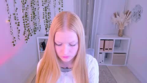 Snapshot of laly_peach chatting on February 27, 2025, 4:21 pm Laly online show from February 27, 2025, 4:21 pm