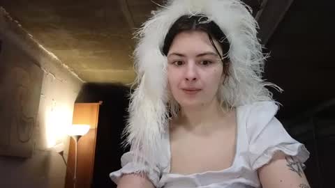 I work 5PM to 9 PM EST  New York online show from December 24, 2024, 9:44 pm